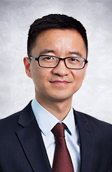 Portrait photo of Roy Li, Director Corporate Communications China at Freudenberg