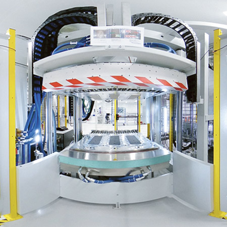 Discover Freudenberg's innovation a big machine in a technology laboratory